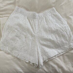 Abercrombie & Fitch Schiffli Embroidered Pull-On Short - Size Large - White